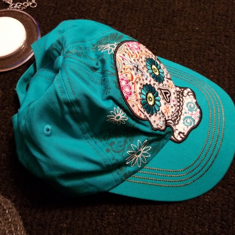 Hat - Picture 2 of 2